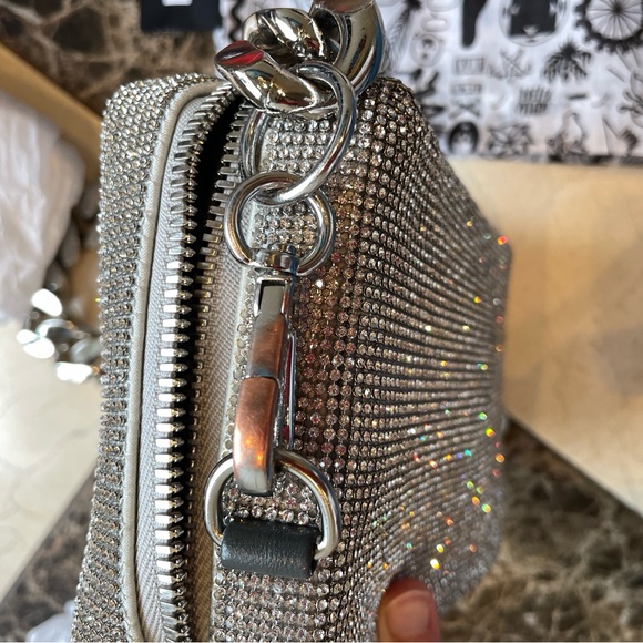 KARA Crystal mesh chain camera bag - Picture 13 of 13